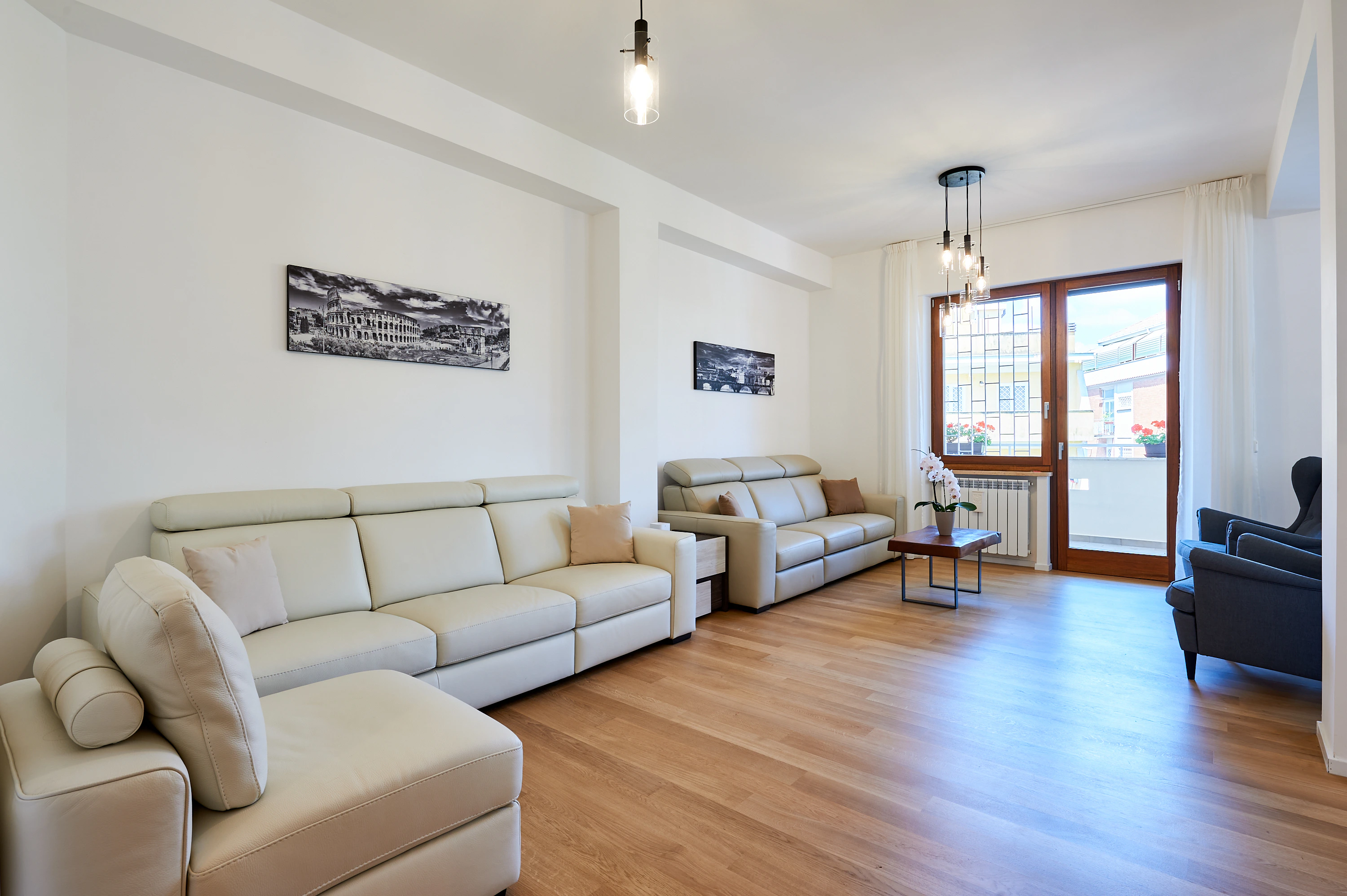 Zona living della Residenza Balduina a Roma