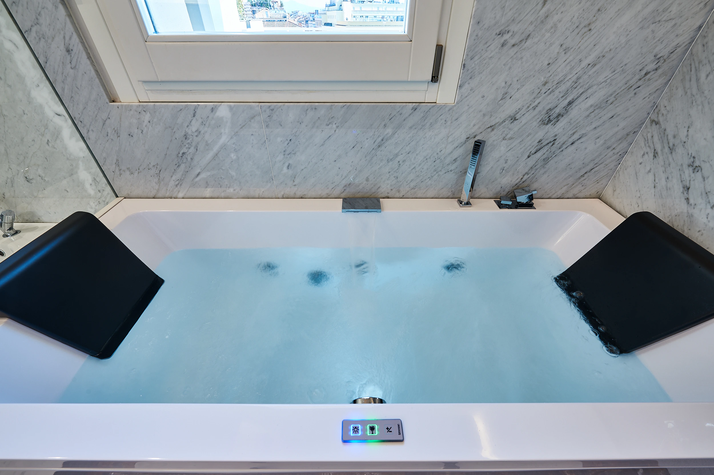 Nazionale Skyloft - Luxury Spa Penthouse · Via Torino 122 Roma · Foto 19